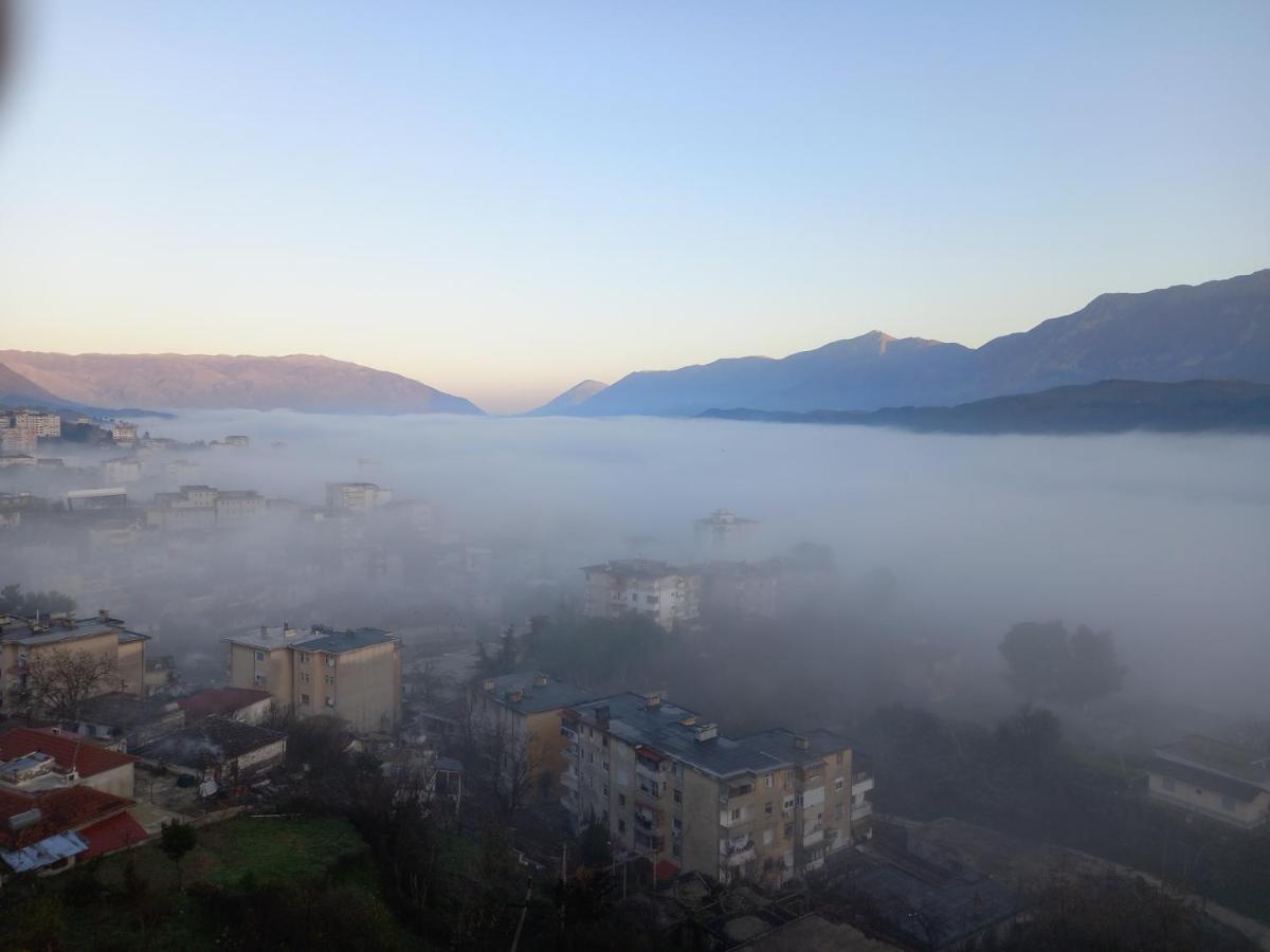 Vladimir Estate Hotel Gjirokaster Luaran gambar