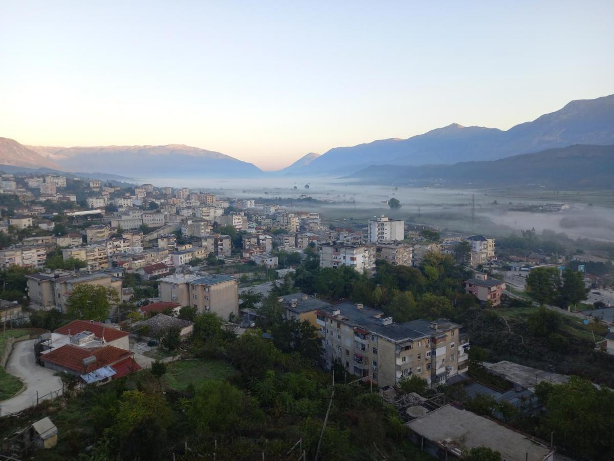 Vladimir Estate Hotel Gjirokaster Luaran gambar