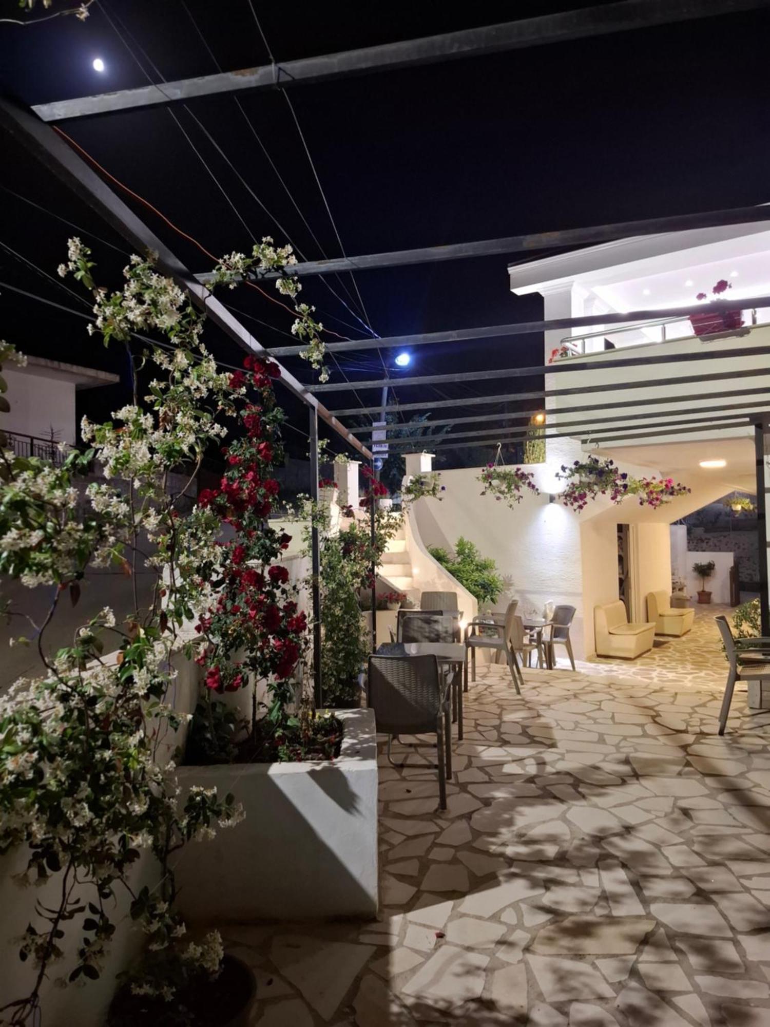 Vladimir Estate Hotel Gjirokaster Luaran gambar