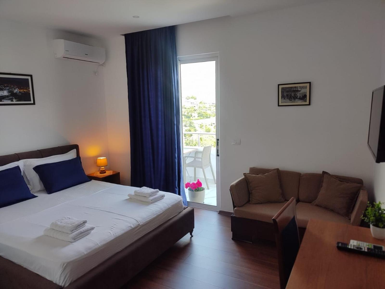 Vladimir Estate Hotel Gjirokaster Luaran gambar
