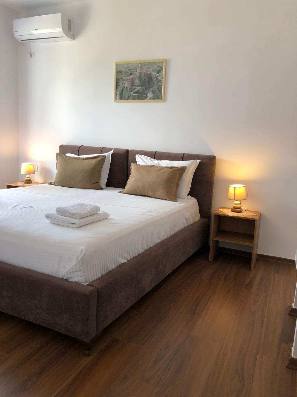 Vladimir Estate Hotel Gjirokaster Luaran gambar