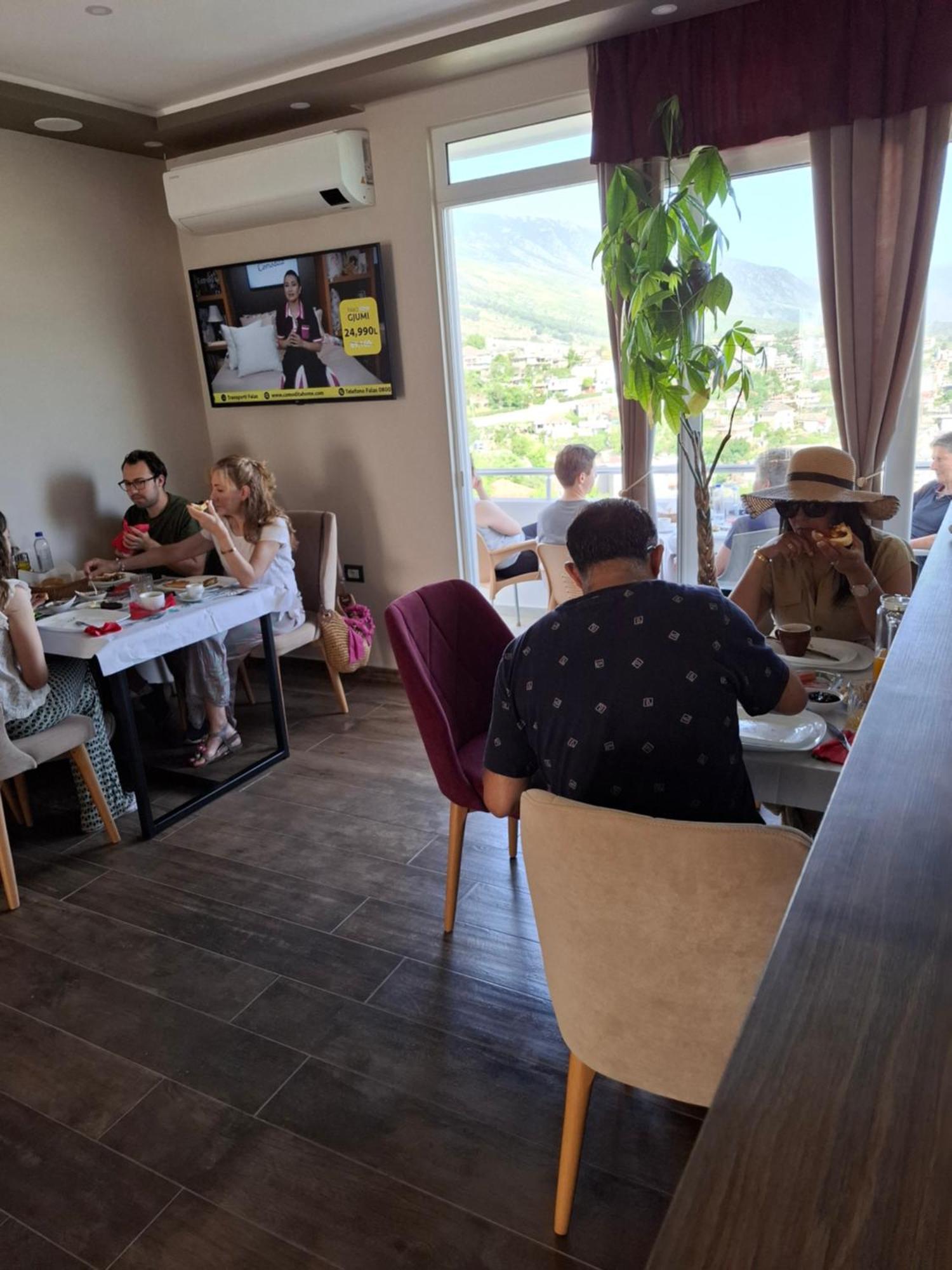 Vladimir Estate Hotel Gjirokaster Luaran gambar